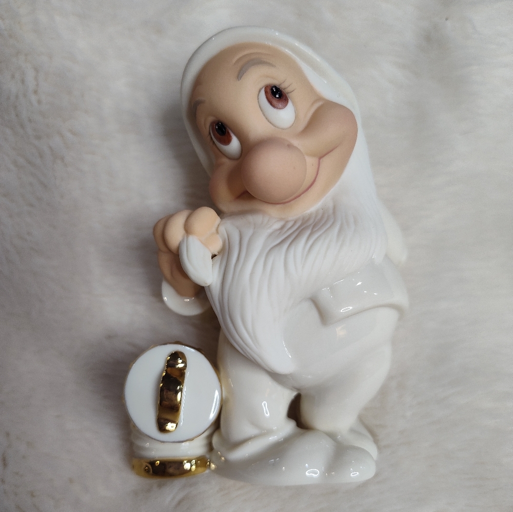 Lenox Bashful From The Disney Showcase Collection Figurine